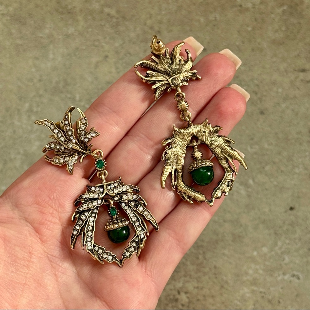 💖4/$30 Elegant Gold and Green Leaf Drop Earrings - Picture 5 of 6